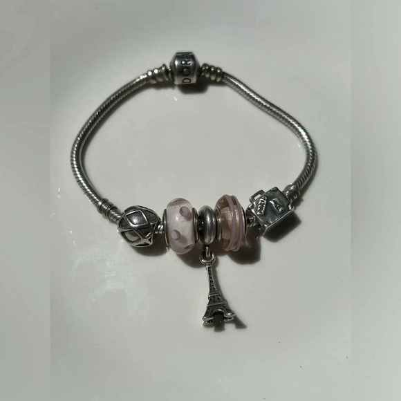 Pandora charm bracelet with charms - Picture 3 of 11